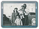 William Henry & Lucy Merlin (Crabtree) Reynolds with their children Thomas William and Lori Lynn Reynolds